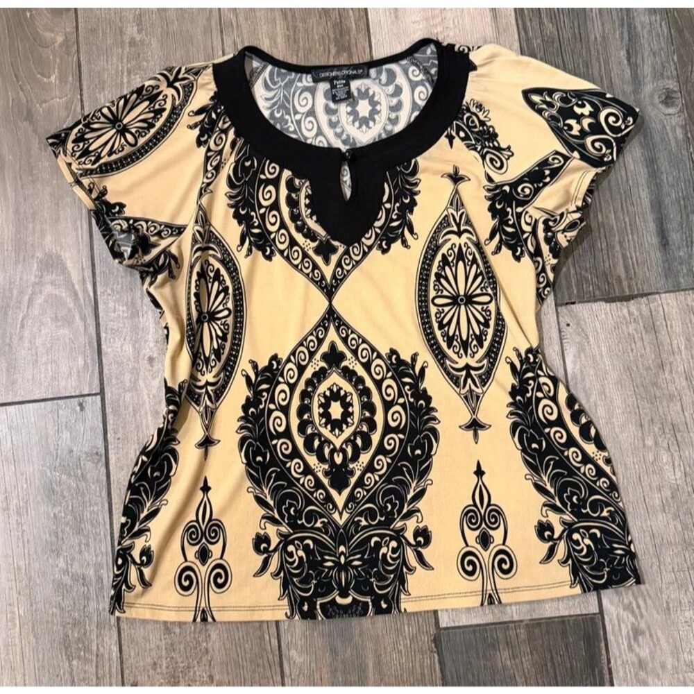 Vintage Y2k Tan and Black Blouse